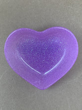 Load image into Gallery viewer, Pretty Purple Heart Shaped Dish
