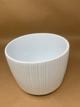 Load image into Gallery viewer, White Ridged Ceramic Pot
