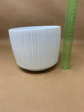 Load image into Gallery viewer, White Ridged Ceramic Pot
