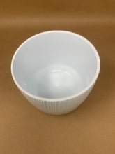 Load image into Gallery viewer, White Ridged Ceramic Pot
